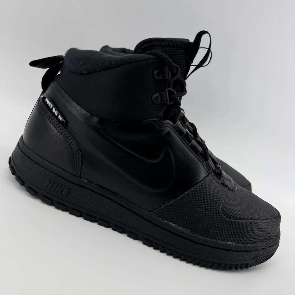 Nike Path WNTR Winter Boots Triple Black Men's Size 8 Waterproof (BQ4223-001)